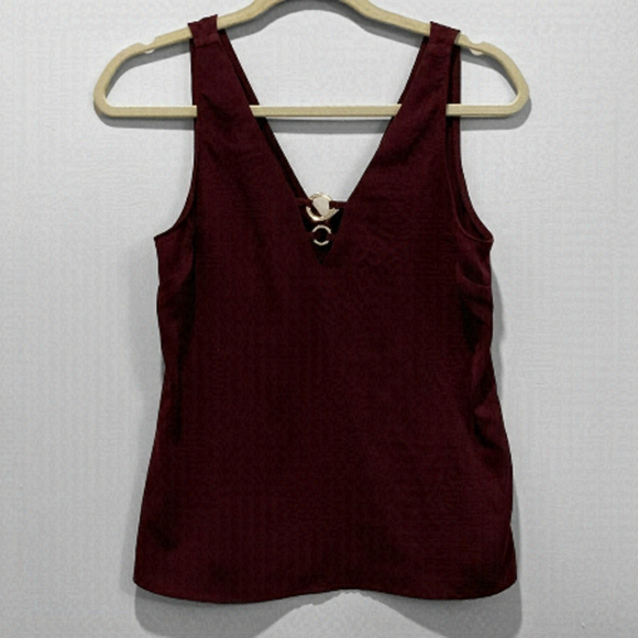 DYNAMITE Red Tank Top​​​​​ - Picture 2 of 8